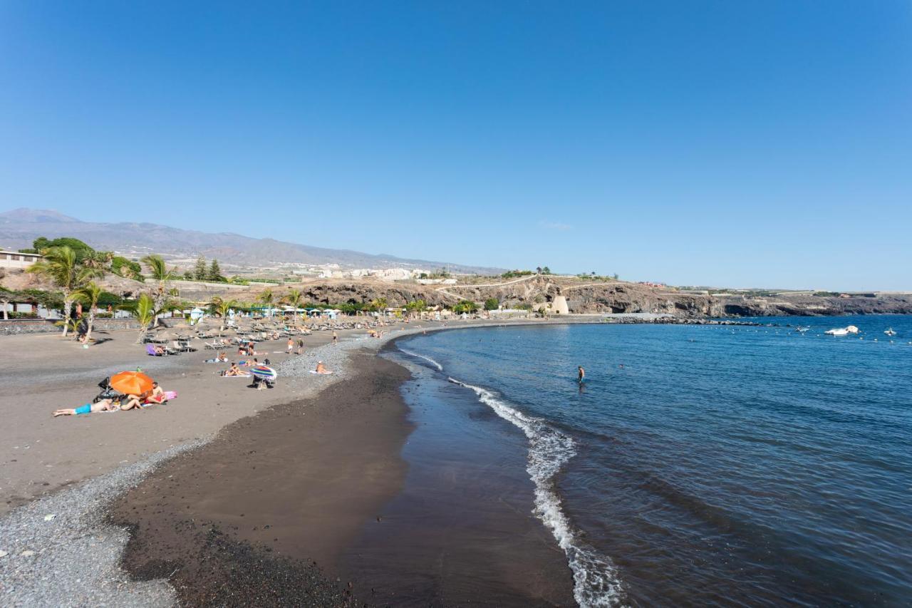 Appartamento Coastal Escape Playa de San Juan  Esterno foto